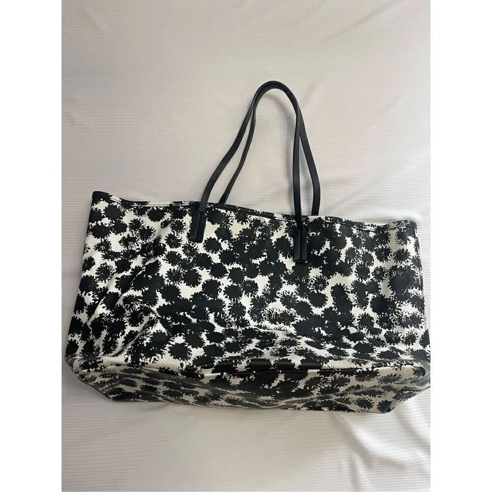 Trina Turk Black White Tote Bag Purse Handbag